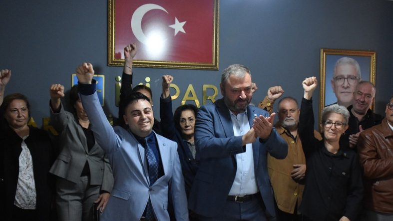 İYİ Parti Karesi İlçe Başkanı Cahit Can Tekin Yeniden Adaylığını Açıkladı