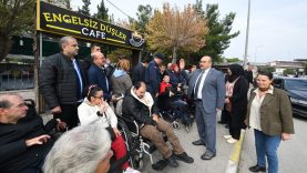 Vali İsmail Ustaoğlu Engelsiz Düşler Cafe’yi Ziyaret Etti: Engelli Bireylerin Taleplerini Dinledi