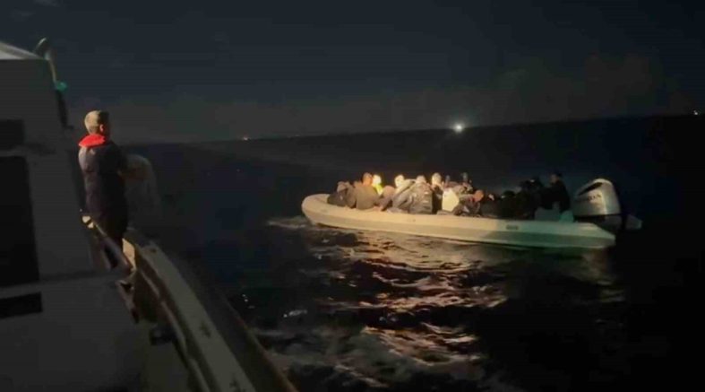 Didim’de 25 düzensiz göçmen yakalandı