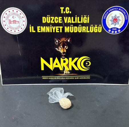 Düzce’de gençleri zehirleyecekti yakalandı