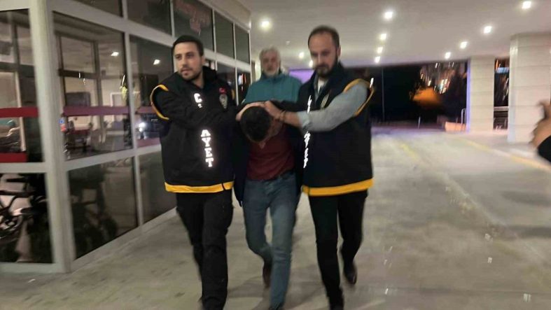 Eski eşini kucağındaki bebeğe aldırmadan bıçaklamıştı, tutuklandı