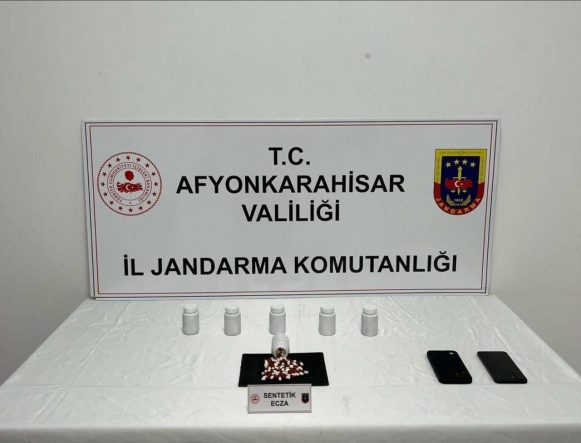 Uyuşturucu operasyonunda 2 kişi tutuklandı