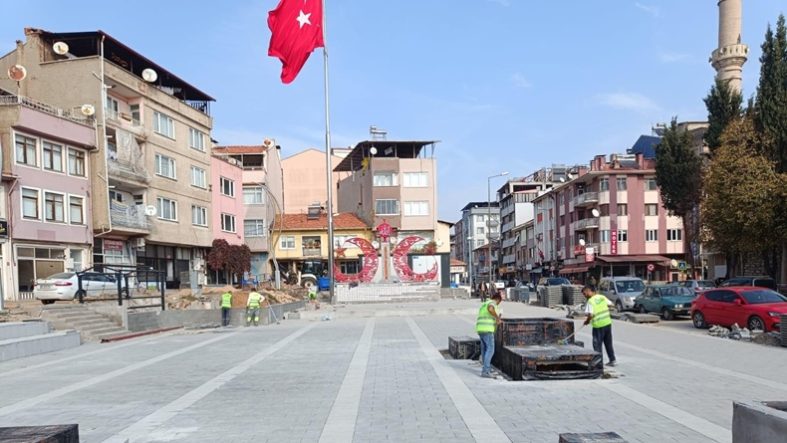 Balıkesir Büyükşehir ile Dursunbey’in çehresi güzelleşiyor