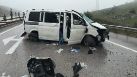 Balıkesir Çevreyolunda takla atan otomobilde 3 kişi yaralandı