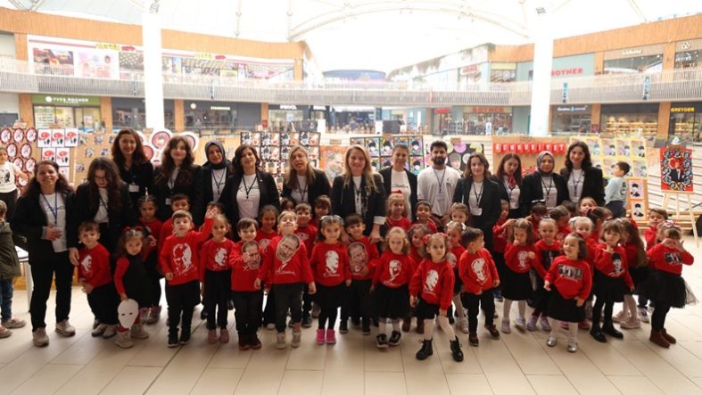 Balıkesir Mini Kulüp Anaokulundan Anlamlı Etkinlik “Her Çocuk Bir Atatürk” Sergisi