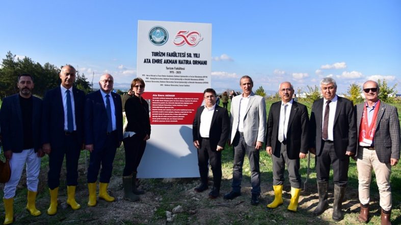 Balıkesir'de Ata Emre Akman’ın Adına Hatıra Ormanı Oluşturuldu