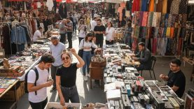 Balıkesir’de İkinci El Pazarları Patladı: Eski Eşyalar Neden Bu Kadar Popüler Oldu?