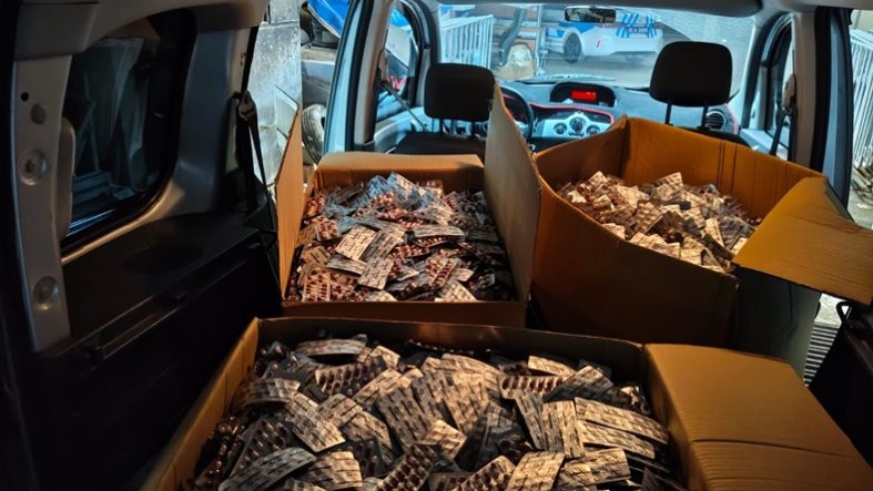 Balıkesir’de Rekor Uyuşturucu Operasyonu Tek Seferde 95 Bin 620 Sentetik Hap Ele Geçirildi