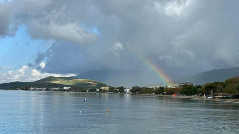 Balıkesir'in Erdek İlçesinin Yazı Ayrı Güzel, Kışı Ayrı Güzel