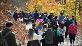 Büyükşehirden öğretmenler için doğa yürüyüşü etkinliği
