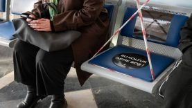 İzmir’de 25 Kasım’da Toplu Taşımalarda Boş Koltuklar Kadına Şiddete Sessiz Ama Güçlü Mesaj