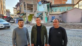 Sındırgı’da deprem esnafı olumsuz etkiledi