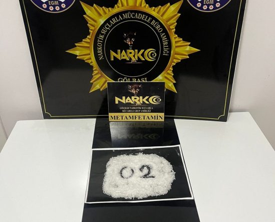 Adıyaman’da uyuşturucu operasyonu: 2 şahıstan 1’i tutuklandı