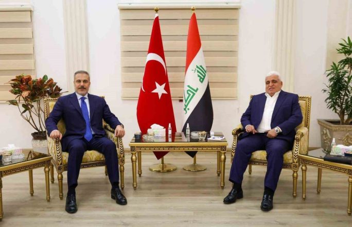 Bakan Fidan, Haşdi Şabi Komisyonu Başkanı Feyyad ile görüştü