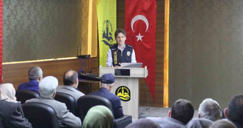 Bayburt’ta vatandaşlar internet ve telefon dolandırıcılığına karşı uyarıldı