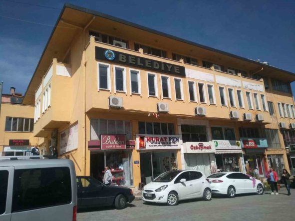 Buldan’da 31 milyonluk kamu zararına neden olan eski başkan, encümen üyeleri ve personele soruşturma izni