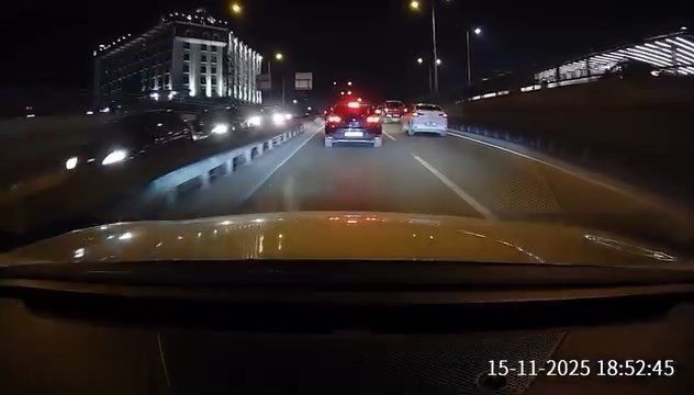 Bursa’da zincirleme kaza kameraya yansıdı