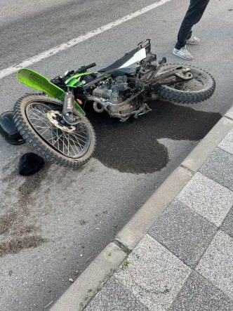 Elazığ’da hafif ticari araç ile motosiklet çarpıştı: 1 yaralı