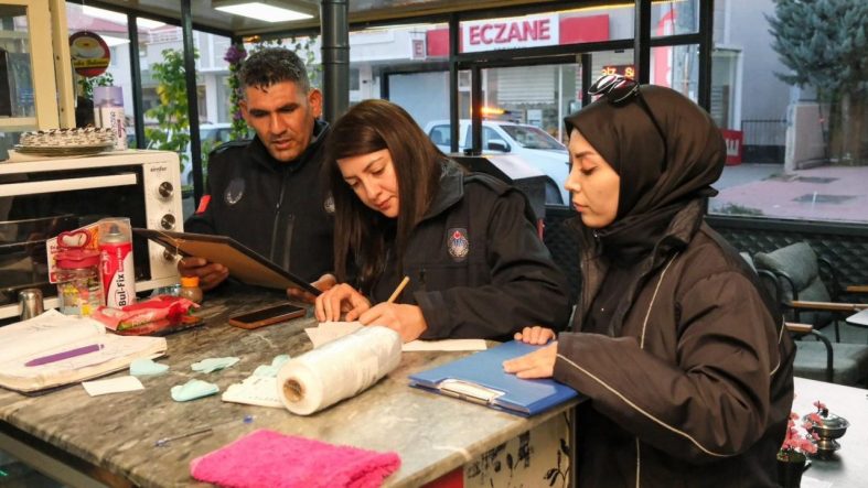 Erzincan’da kafeterya ve tatlı üretim yerlerine zabıta denetimi