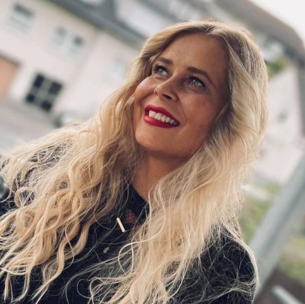 Karaciğer nakli sonrası estetik operasyonun Alman kadını hayattan kopardığı iddiası