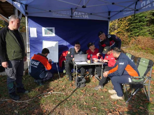 Kastamonu’da kayıp anne ile oğlunu arama çalışmalarına devam ediliyor