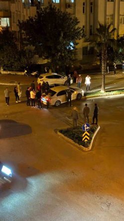 Manavgat’ta otomobiller çarpıştı: 3 yaralı