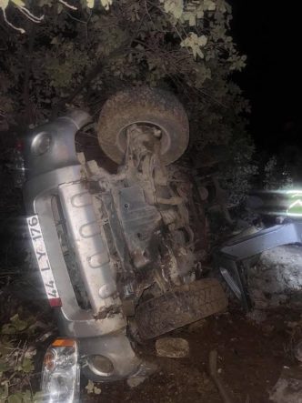 Mardin’de devrilen pikapta 2’si çocuk 6 kişi yaralandı