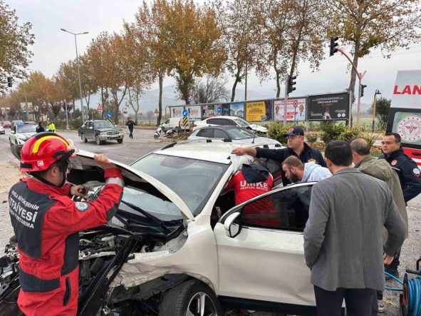 Menteşe’de kaza: 2 yaralı