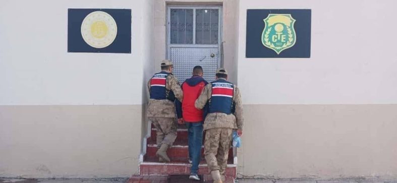 Sarıkamış’ta 2 yıl hapis cezası bulunan 1 kişi yakalandı