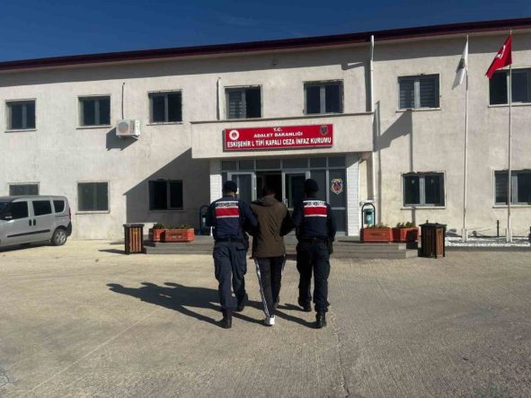 Sivrihisar’da 13 adet kuzuyu çalan şüpheliler yakalandı