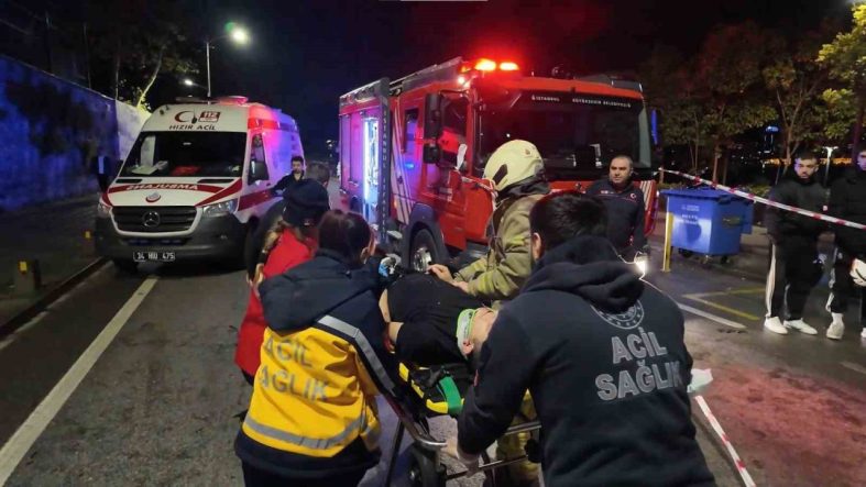 Üsküdar’da zincirleme kaza: Tofaş marka araç hurdaya döndü