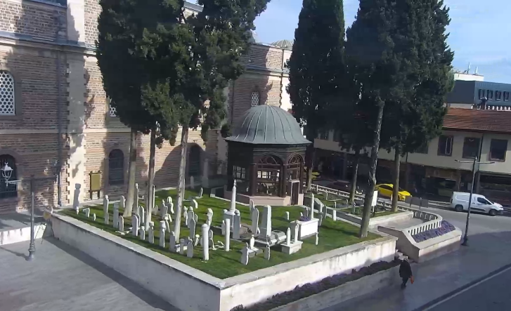 zagnos-pasa-camii-meydani