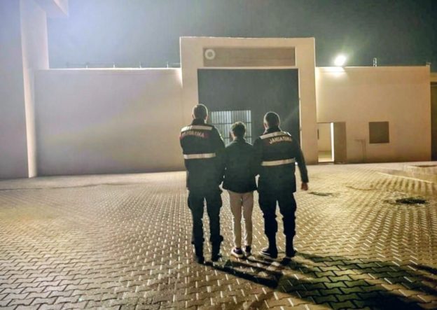 25 Yıl kesinleşmiş hapis cezası bulunan şahıs yakalandı