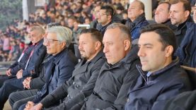AK Parti İl Başkanı Aydemir’den Balıkesirspor’a Tribünlerden Moral Desteği