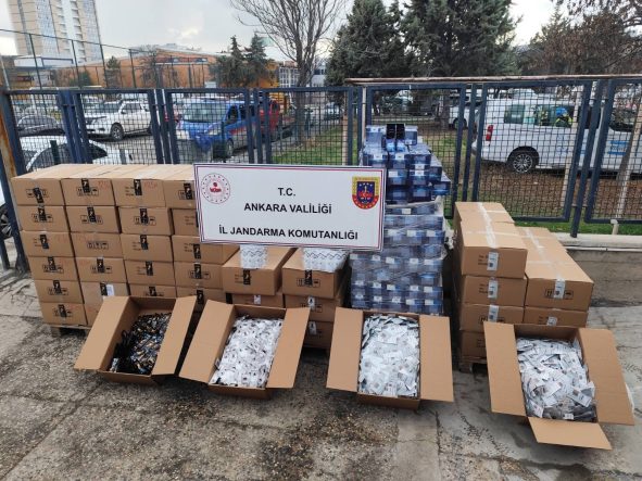 JANDARMADAN SAHTE İLAÇ OPERASYONU: 13 BUÇUK MİLYON LİRALIK MALZEMELERE EL KONULDU