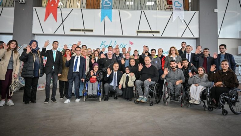 Akın “Engelliler Günü bir güne sığdırılacak bir gün değil”