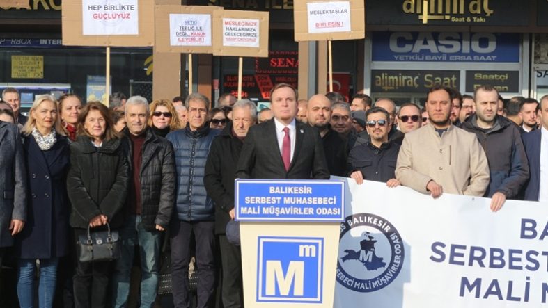 Balıkesir'de Muhasebeciler Sahada “Yeni Düzenlemeler Mesleğimizi Çıkmaza Sürüklüyor”