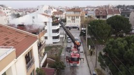 Balıkesir’de çatı yangını korkuttu