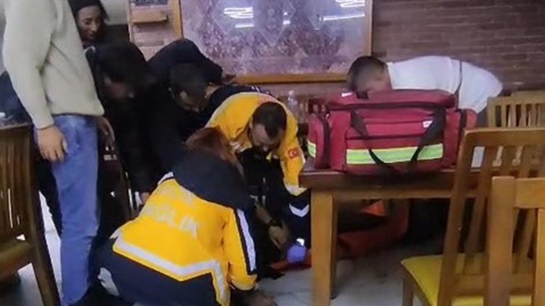 ÇORBACIDA FENALAŞAN VATANDAŞA İLK MÜDAHALE HAYAT KURTARDI