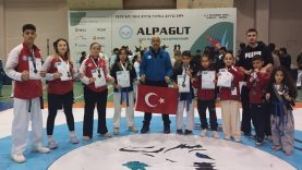 Harb-İşspor, şampiyonluğa giden yolda büyük rol oynadı