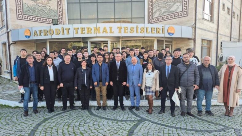 İHA Teknisyenliğinde Geleceğe Yatırım BAÜN’de UAVET Projesi Kapanış Konferansı Düzenlendi