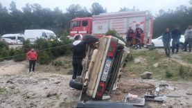Kazdağları’nda kontrolden çıkan otomobil şarampole devrildi 4 yaralı