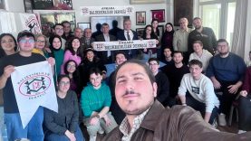 Mustafa Canbey Ankara’daki Balıkesirli Gençleri Yalnız Bırakmadı
