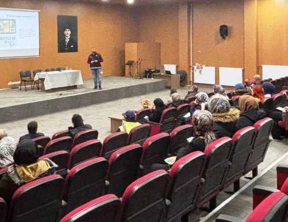 Emet ve Hisarcık’ta uyuşturucu ve uyarıcı madde kullanımının engellenmesine yönelik eğitim