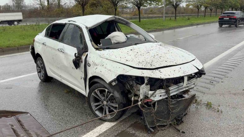 Samsun’da otomobil takla attı: 3 yaralı