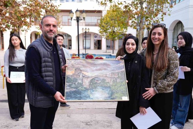 Sancaktepe’de genç yeteneklerin eserleri görücüye çıktı