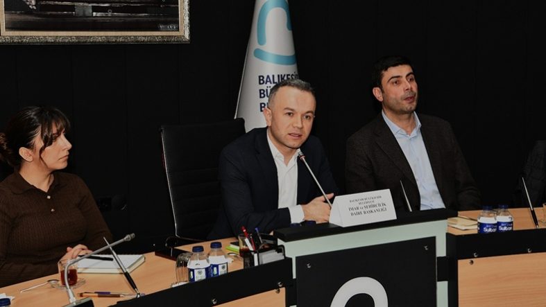 Balıkesir Büyükşehir’de İmar Yönetmeliği Toplantısı Gerçekleştirildi