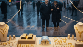 Balıkesirli Küçük Yatırımcı Ne Yapacağını Şaşırdı Altın ve Gümüş Rekora Doymuyor