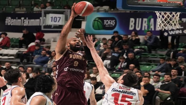Bandırma Bordo, Finalspor deplasmanında da kazandı