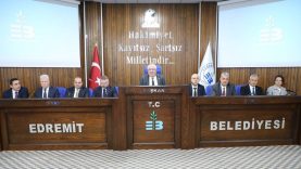 Edremit’te yılın ilk muhtarlar toplantısı yapıldı